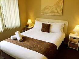 Admiral Motor Inn