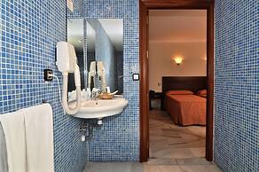 Averroes Hotel