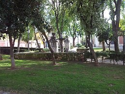 Averroes Hotel