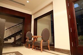 Hotel Golden Tower