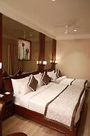 Hotel Golden Tower