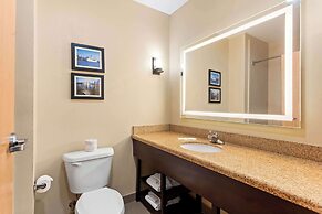 Comfort Suites Gulfport Central
