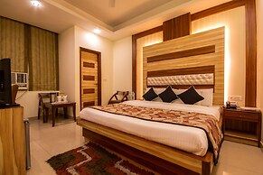 Hotel Aster Inn