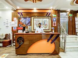 Hotel Grand Park Inn