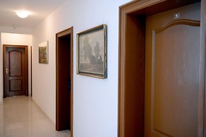 Hotel Sanja