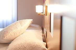 Hostal Abami II