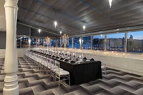 Limak Ambassadore - Special Class