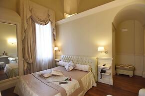 SANTA CHIARA Suite Hotel & Spa - Lecce