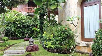 Dewani Villa Resort
