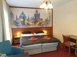 Hotel Aaron