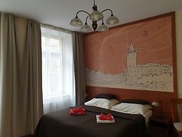 Hotel Aaron