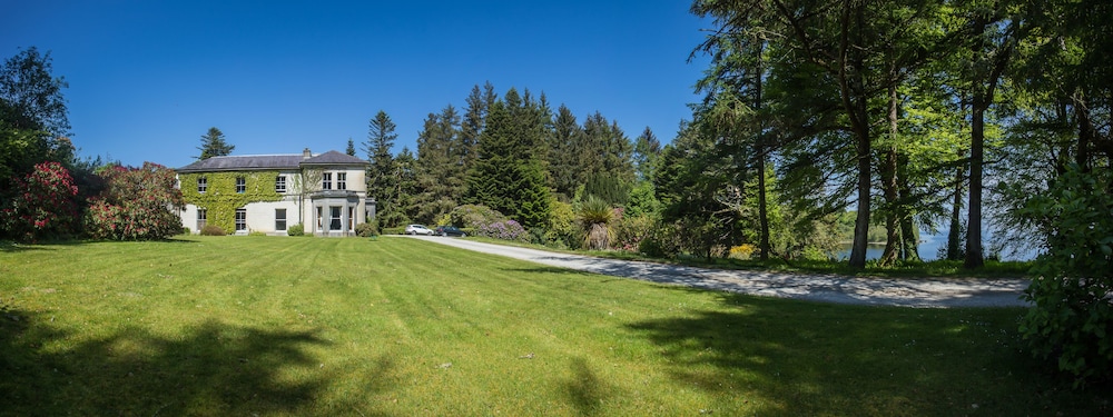 Currarevagh House
