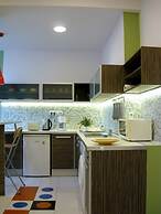 PET Apartments