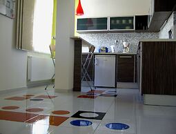PET Apartments