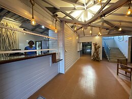 Karaibes Hotel