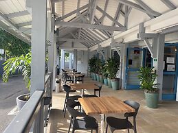 Karaibes Hotel