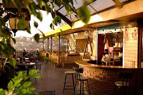 Hotel Willow Banks, Mall Road Shimla