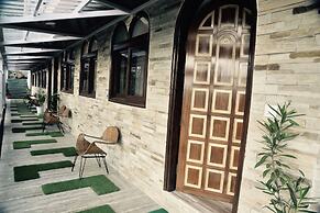 Hotel Willow Banks, Mall Road Shimla
