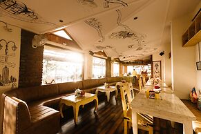 Hotel Willow Banks, Mall Road Shimla