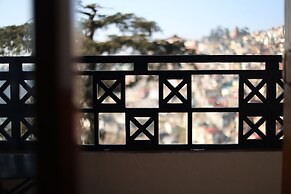 Hotel Willow Banks, Mall Road Shimla