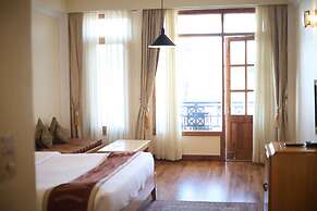 Hotel Willow Banks, Mall Road Shimla