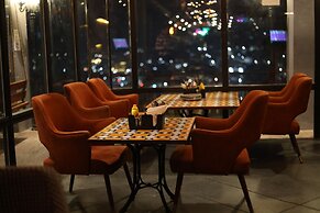 Hotel Willow Banks, Mall Road Shimla