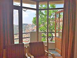 Hotel Willow Banks, Mall Road Shimla