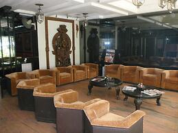 Hotel Supreme
