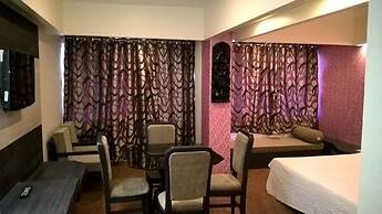 Hotel Supreme