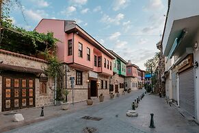Kaucuk Hotel