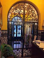Hotel Baco