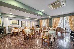 Diros Hotel