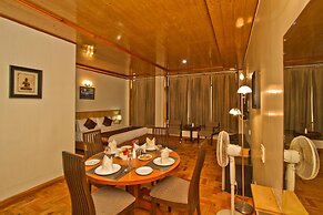 Hotel Broadways Inn