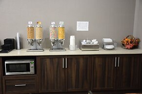 Travelodge by Wyndham Lethbridge