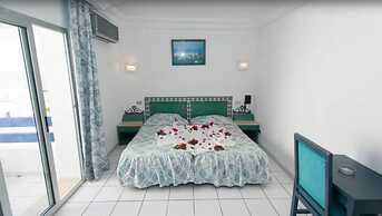 Hotel Les Pyramides