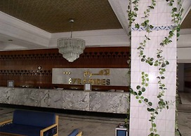 Hotel Les Pyramides