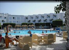 Hotel Les Pyramides