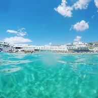 Acrogiali Beachfront Hotel