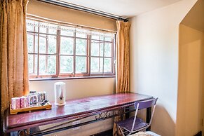 5th Avenue Gooseberry Guest House