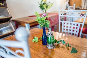 5th Avenue Gooseberry Guest House