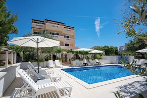 Pansion Villa Bok