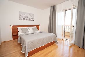 Pansion Villa Bok