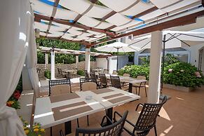Pansion Villa Bok