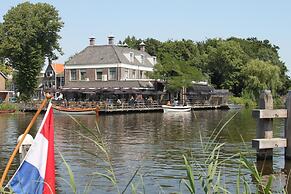 Het Rechthuis aan den Amstel