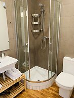 Super Balmes Guest House