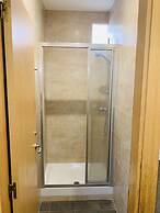 Super Balmes Guest House