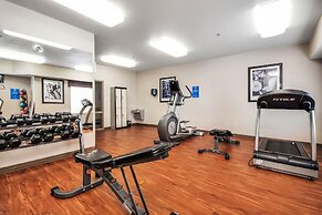 Home Inn & Suites Regina East