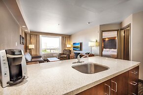 Home Inn & Suites Regina East