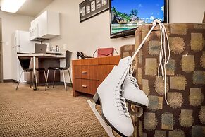 Home Inn & Suites Regina East