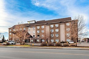 Home Inn & Suites Regina East